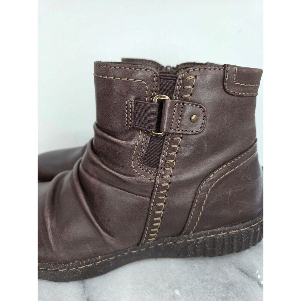 Clarks Collection Ankle Boots Womens Size 8 Brown Leather Zip Wedge Booties - Picture 4 of 16